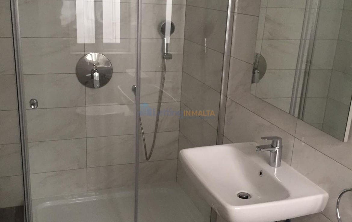 Modern 2 Bedroom Apartment in Sliema