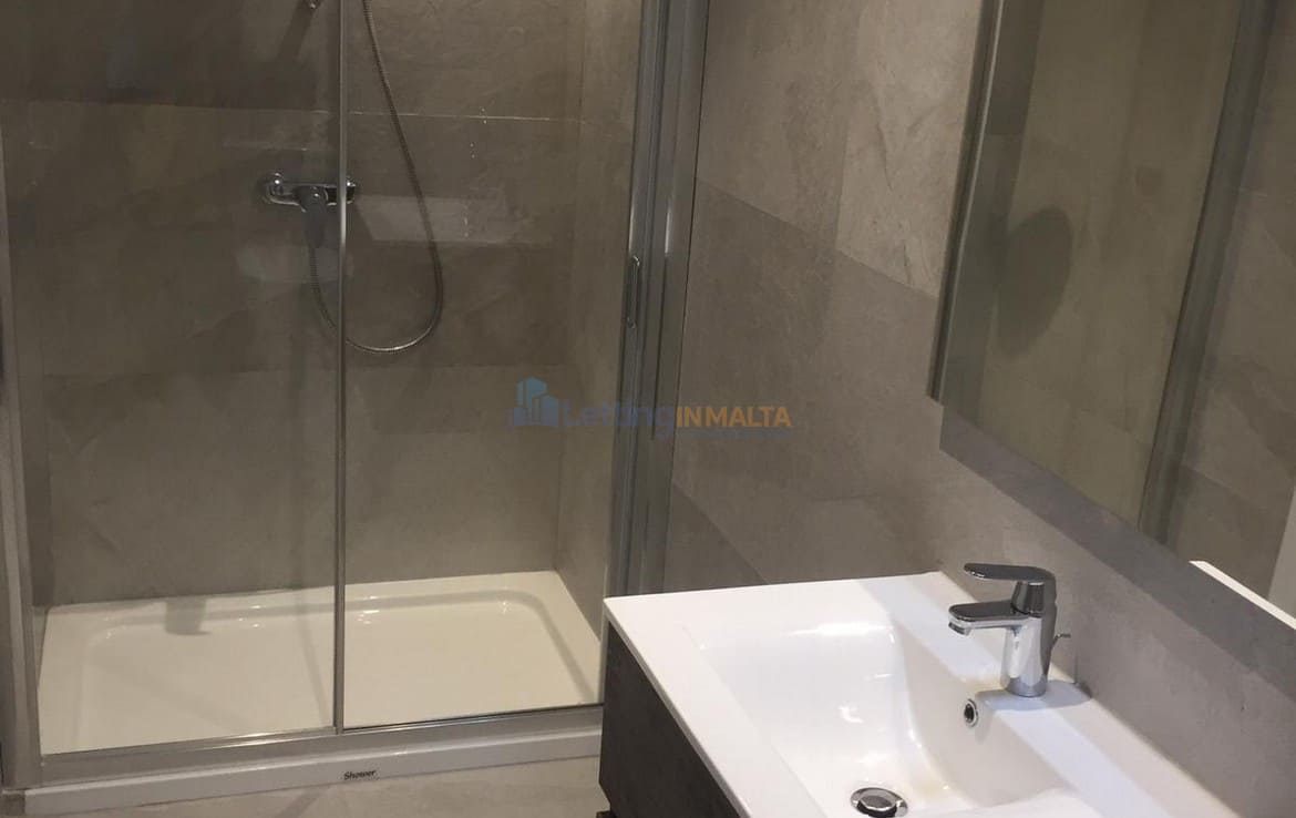 Modern 2 Bedroom Apartment in Sliema