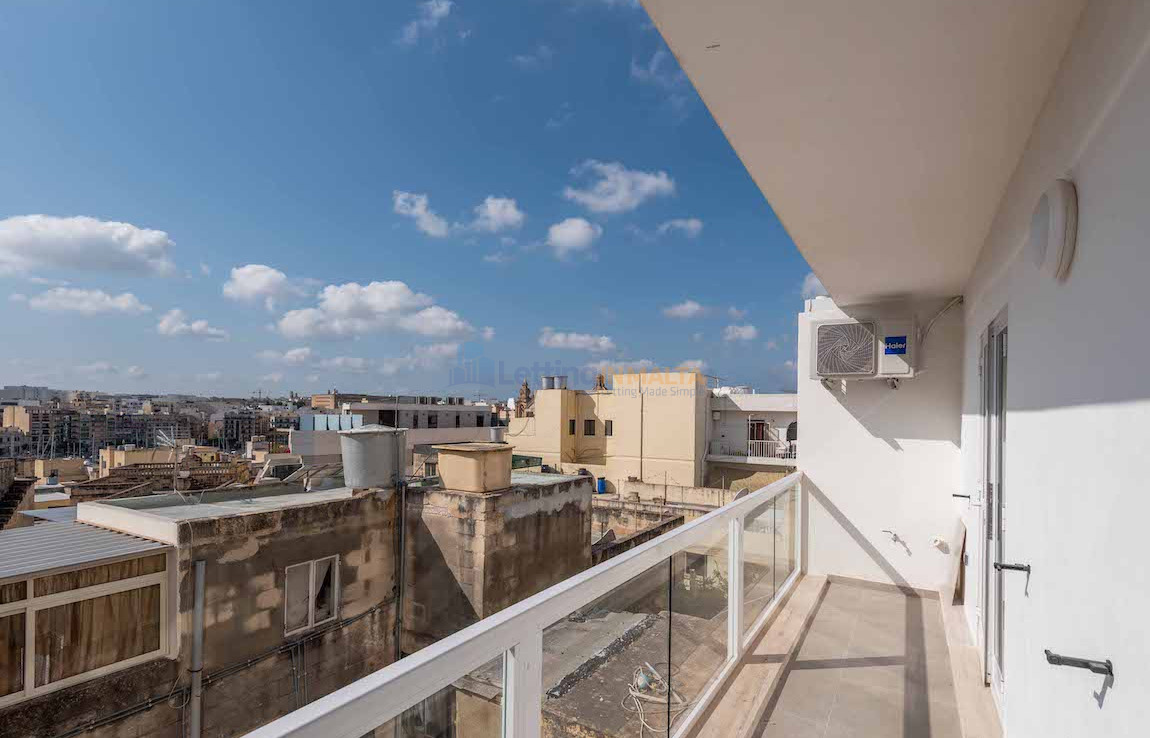 Letting In Malta Ta'Xbiex Apartment