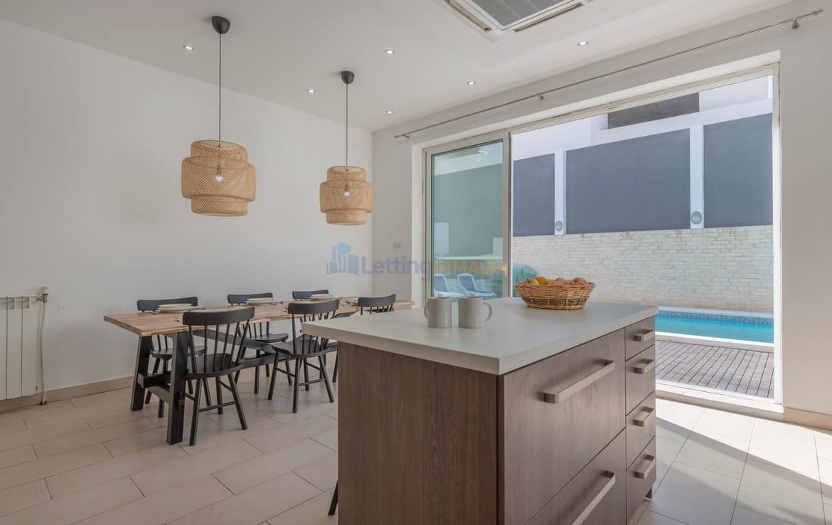 Luxury Villa To Let Malta