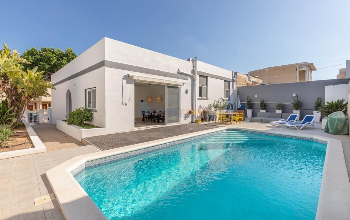 Luxury Villa To Let Malta