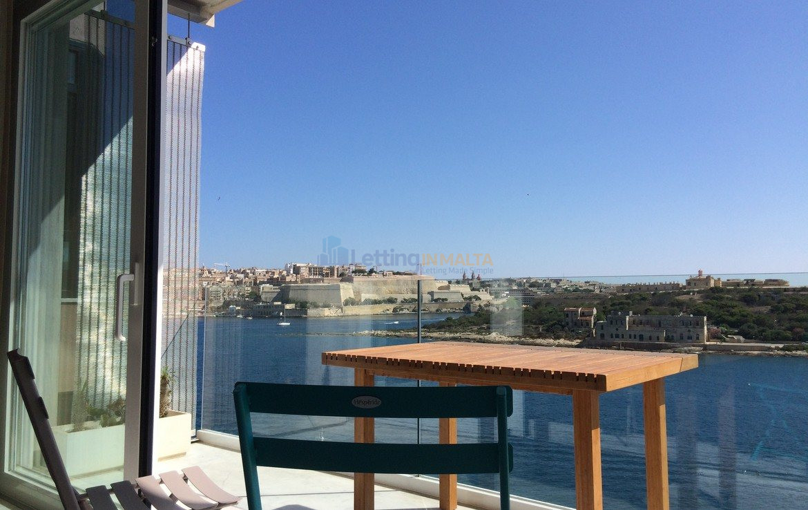 Seafront Sliema Apartment