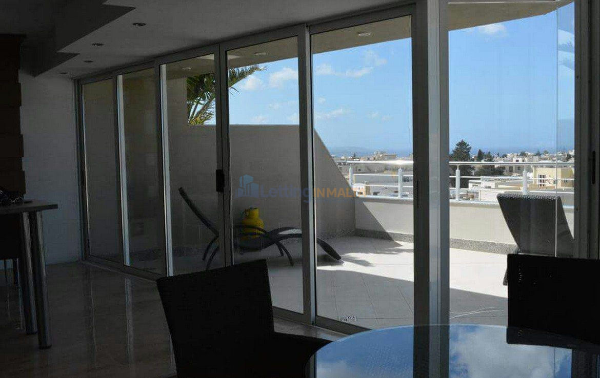 Naxxar Penthouse Malta To Let