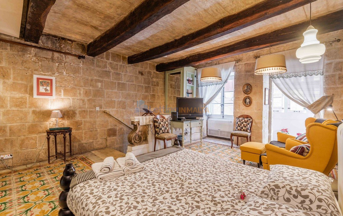 Valletta House To Let