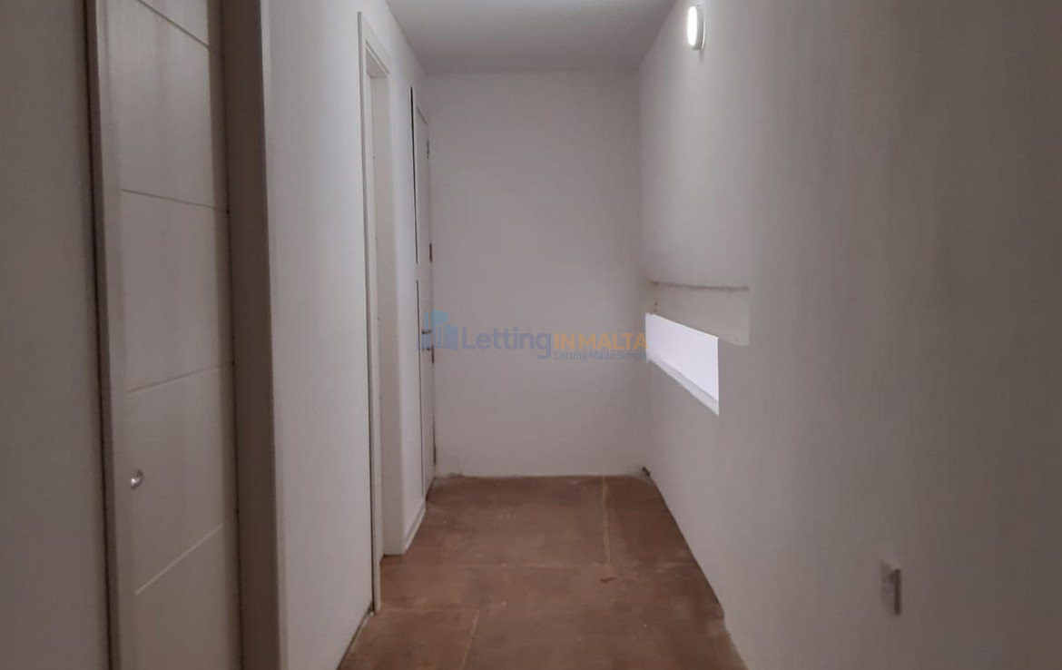 Two Bedroom Maisonette to Let Zebbug