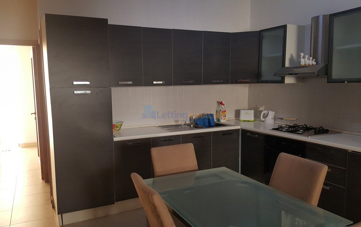 Apartment in Balluta To let